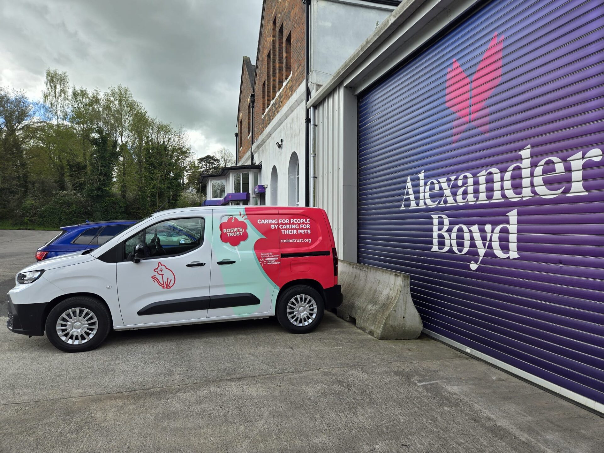 Van Wrap for Rosie’s Trust